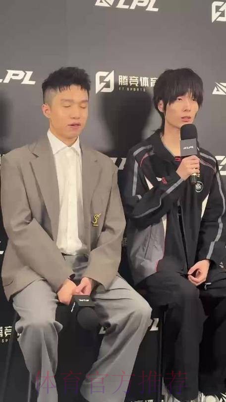 Leave：是我团战打得差，导致队伍打团失误太多和状态不好